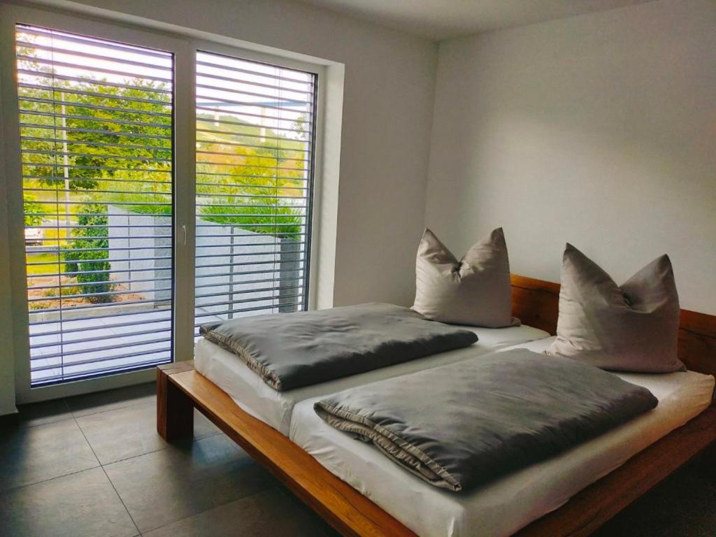 Moselufer Apartments Ирциг Экстерьер фото